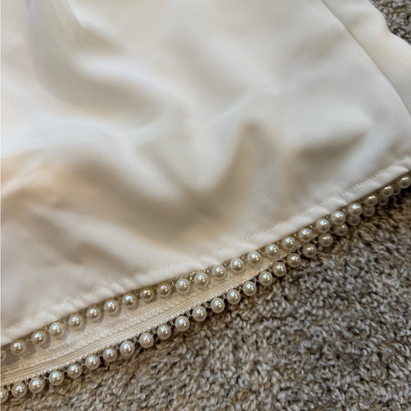 Dressy White Shorts with Pearl Decorative Trim - Picture 4 of 7